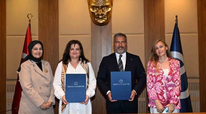 Anadolu Üniversitesi ve Kosovo Haxhi Zeka Üniversitesi arasında akademik iş birliği protokolü imzalandı