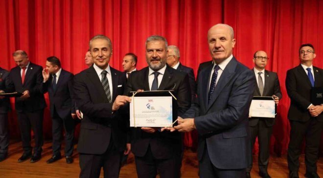 Anadolu Üniversitesine “Spor Dostu Kampüs” ödülü