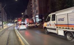 Apartmanda çıkan yangında dumanlar daireleri sardı, bina tahliye edildi