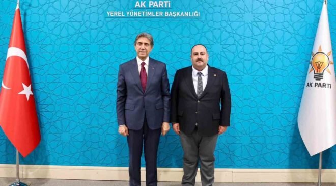 Başkan Hamamcı, İnönü’nün gelişimine katkı sağlayacak projeler için çalışıyor