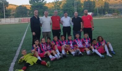 Bilecik U11 Gençler Ligi şampiyonu 4 Eylülspor oldu