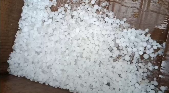 Bilecik’i ceviz büyüklüğündeki dolu vurdu