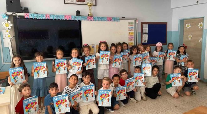 Bilecik’te 38 bin 809 öğrenci karne sevinci yaşadı