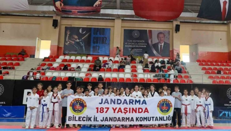 Bilecik’te jandarmanın 187. yılına özel pankart
