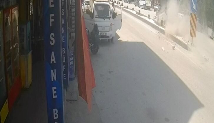 Bilecik’teki feci kaza güvenlik kamerasınca kaydedildi