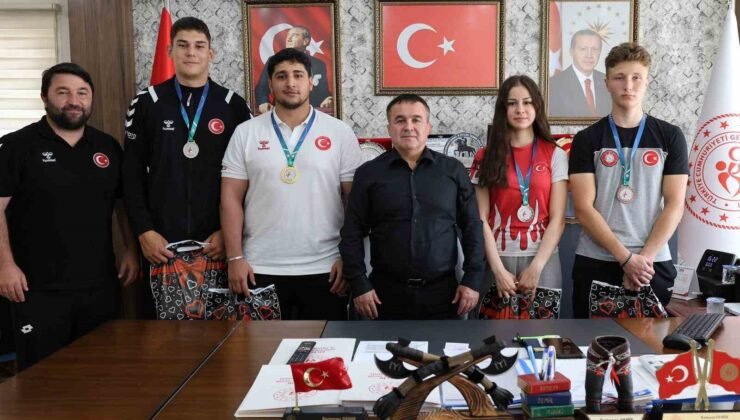 Bilecikli sporcular Türkiye Şampiyonası’nda dereceler elde etti