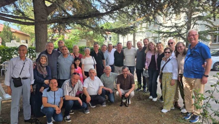 Demiryol Meslek Okulu mezunları Eskişehir’de buluştu