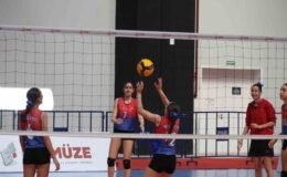 Depremde hayatını kaybeden Eskişehirli voleybolcunun ismi sezona verildi
