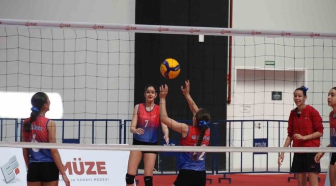 Depremde hayatını kaybeden Eskişehirli voleybolcunun ismi sezona verildi