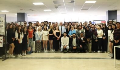 DPÜ Güzel Sanatlar Fakültesi’nde Mezuniyet Sergisi açıldı