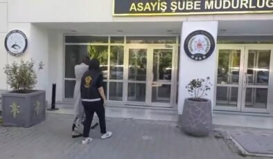 ‘Yardım’ bahanesiyle 87 yaşındaki adama yaklaşan kadın, 10 bin lirasını çaldı