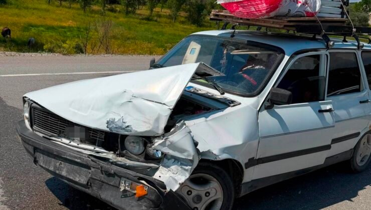 Emet-Hisarcık karayolunda iki araç çarpıştı: 1’i ağır 2 yaralı