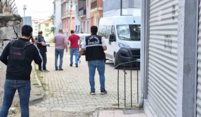Eskişehir’de 17 yaşındaki çocuk, bir kişiyi pompalı tüfekle vurdu