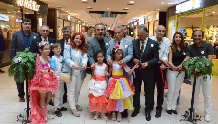 Eskişehir’de “Etwinning İyi Örnekler Sergisi” kapılarını açtı