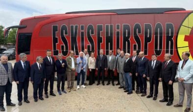 Eskişehir’de Fethi Heper Spor Ortaokulu düzenlenen törenle hizmete açıldı
