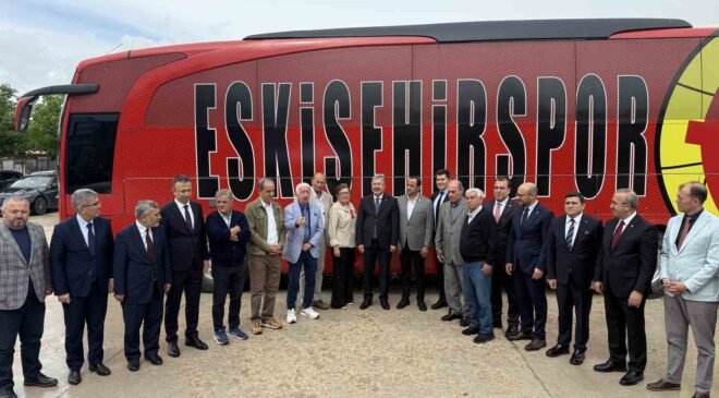 Eskişehir’de Fethi Heper Spor Ortaokulu düzenlenen törenle hizmete açıldı