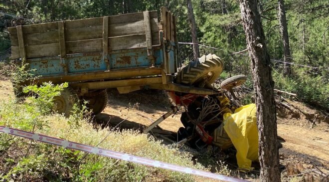Gediz’de traktör takla attı: 1 ölü, 1 yaralı