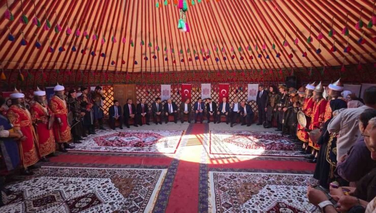 Germiyan Festivali” kortejle başladı: Kütahya 3 gün boyunca tarih ve kültürle buluşacak