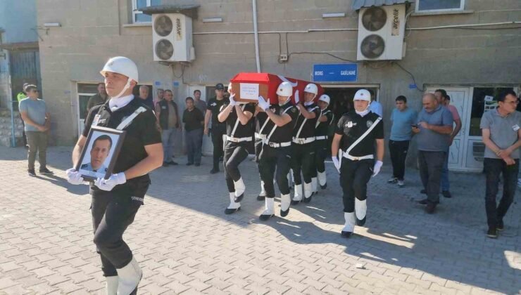 Görev başında hayatını kaybeden polis memuru son yolculuğuna uğurlandı