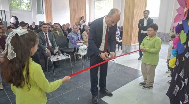 Hisarcık Güldüren İlkokulu ana sınıfında yıl sonu sergisi