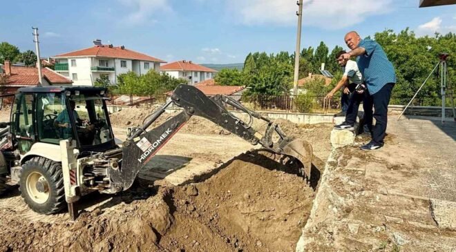 Hisarcık’ta Halk Ekmek Fabrikası için ilk kazma vuruldu