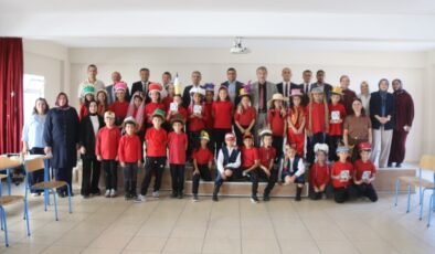 İl Milli Eğitim Müdürü Yılmaz, Hisarcık’ta kitap söyleşisine katıldı