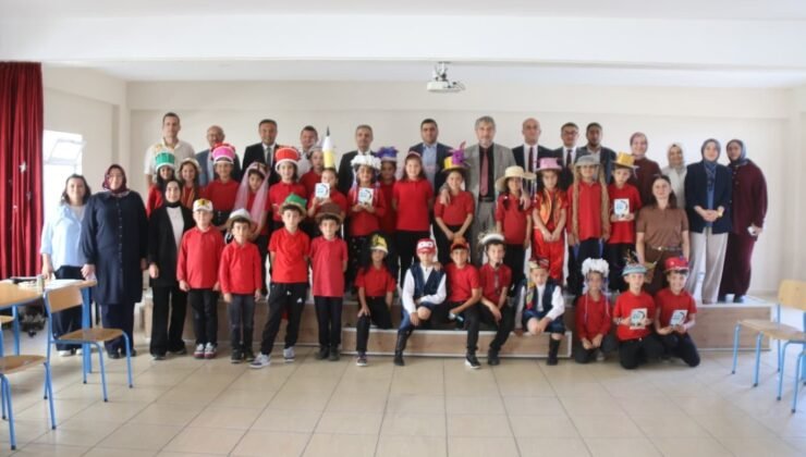 İl Milli Eğitim Müdürü Yılmaz, Hisarcık’ta kitap söyleşisine katıldı
