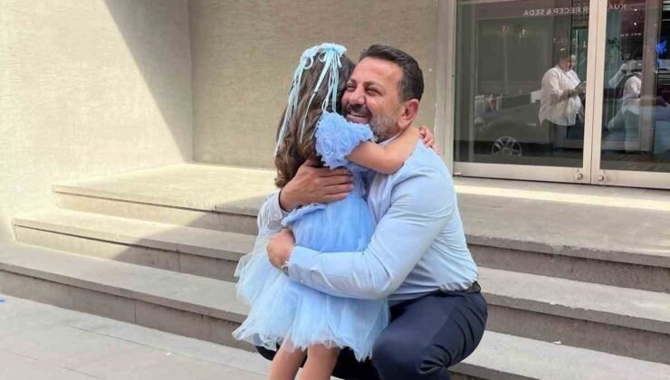 İl Müdürü İlhan, koruyucu aile çocuğunun heyecanına ortak oldu