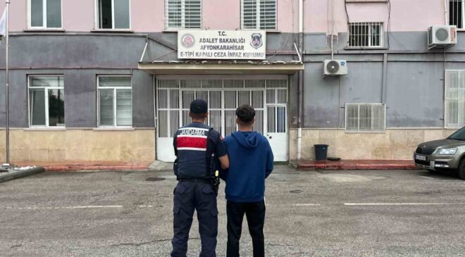Jandarma çeşitli suçlardan aranan 40 kişiyi yakaladı