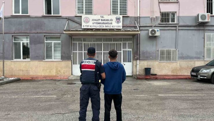 Jandarma çeşitli suçlardan aranan 40 kişiyi yakaladı