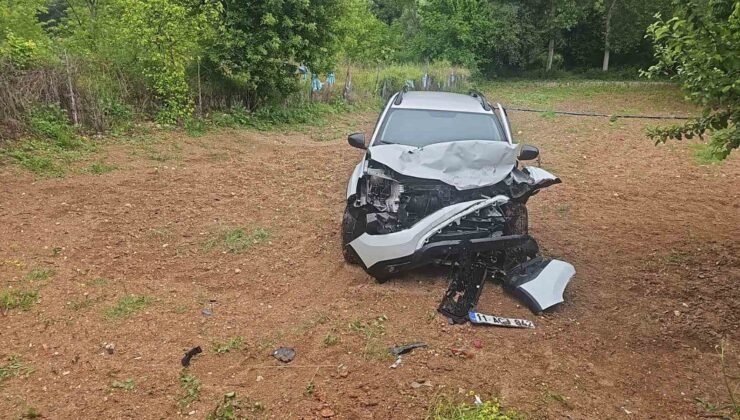 Karşı şeride geçen otomobille tır çarpıştı: 1 yaralı