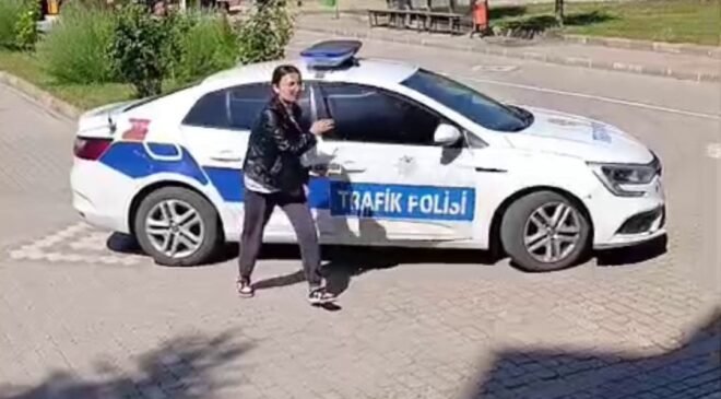Kimliği geçersiz çıkan öğrenci AYT’ye 1 dakika kala yetişti