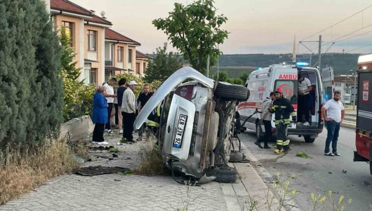 Kontrolünden çıkan aracın genç sürücüsü yaralandı