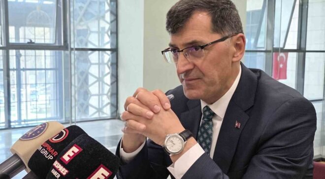 Kütahya Belediye Başkanı Kahveci’den Meydan Kavşağı’ndaki ağaçların kaldırılmasına ilişkin açıklama