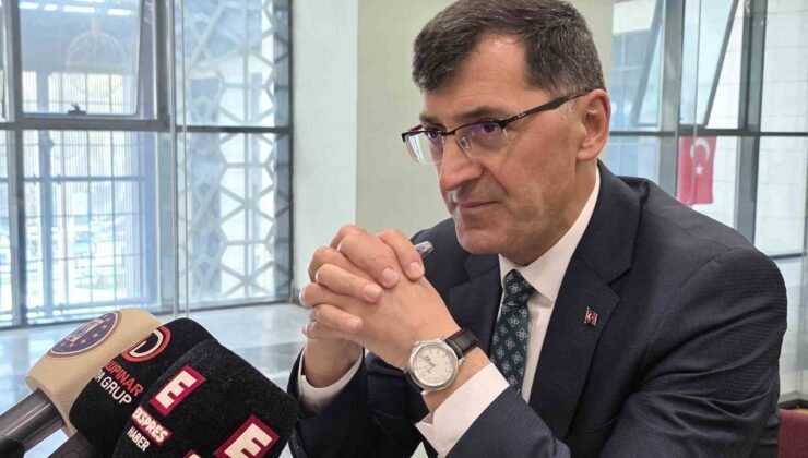 Kütahya Belediye Başkanı Kahveci’den Meydan Kavşağı’ndaki ağaçların kaldırılmasına ilişkin açıklama