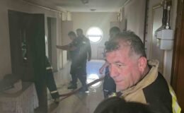Kütahya’da apartmanda yangın paniği: 2 kişi dumandan etkilendi