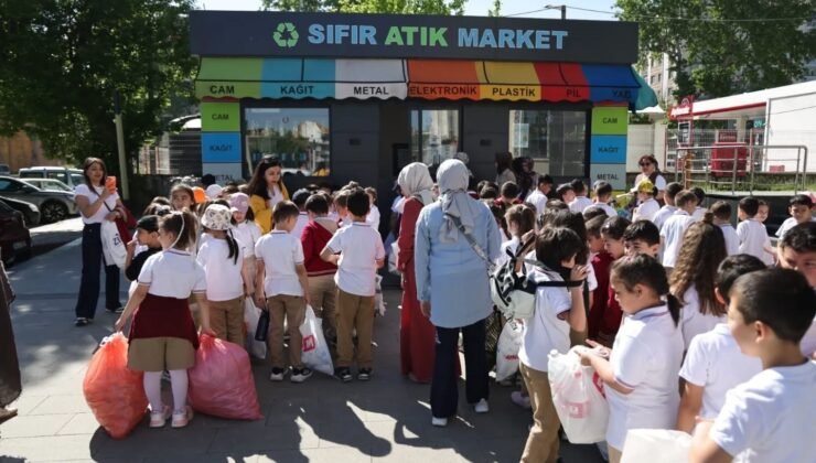 Kütahya’da Çevre Haftası’nda öğrencilerden doğaya destek