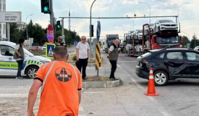 Kütahya’da iki otomobil çarpıştı: 5 yaralı