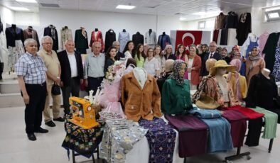 Kütahya’da kursiyerlerin el emeği eserleri sergilendi