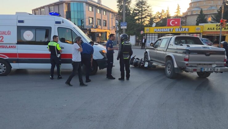 Kütahya’da motosiklet ile cip çarpıştı: 1 yaralı