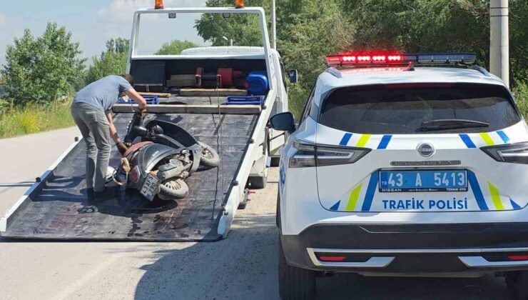 Kütahya’da otomobil ile motosiklet çarpıştı, sürücü ağır yaralandı