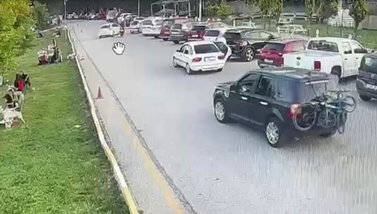 Otomobil ile motosiklet çarpıştı