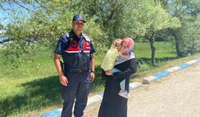 Pelitözü Gölpark’ta kaybolan çocuğu jandarma buldu