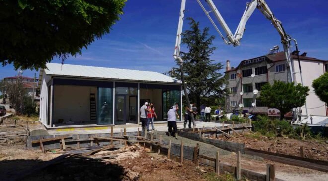 Pelitözü’ne yeni muhtarlık binası, sosyal tesis ve park alanı kazandırılıyor