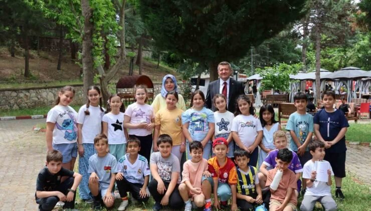Şeyh Edebali Türbesi’nde öğrencilerden tarih yolculuğu