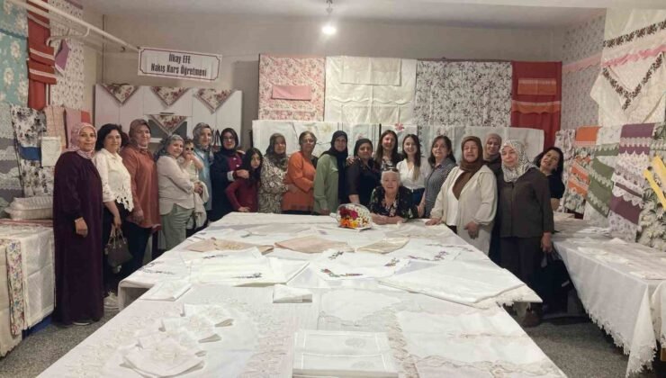 Sultandagı Halk Eğitim Merkezi’nde yılsonu sergisi açıldı