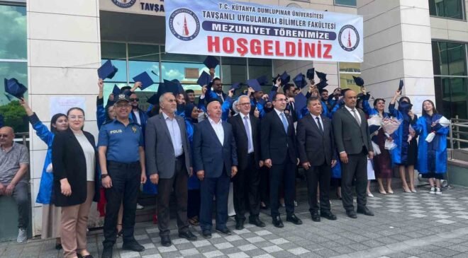 Tavşanlı TUBİF’te görkemli mezuniyet