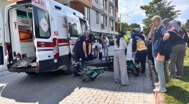 Tavşanlı’da motosiklet devrildi: 2 yaralı