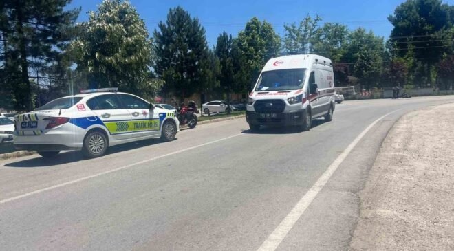 Tavşanlı’da motosiklet kazası,  kask hayat kurtardı