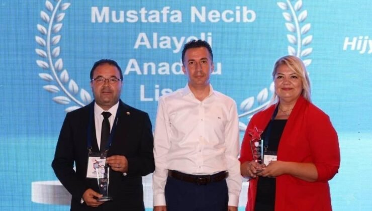Tertemiz yarınlar okullardan başlar” yarışmasında Gediz rüzgârı